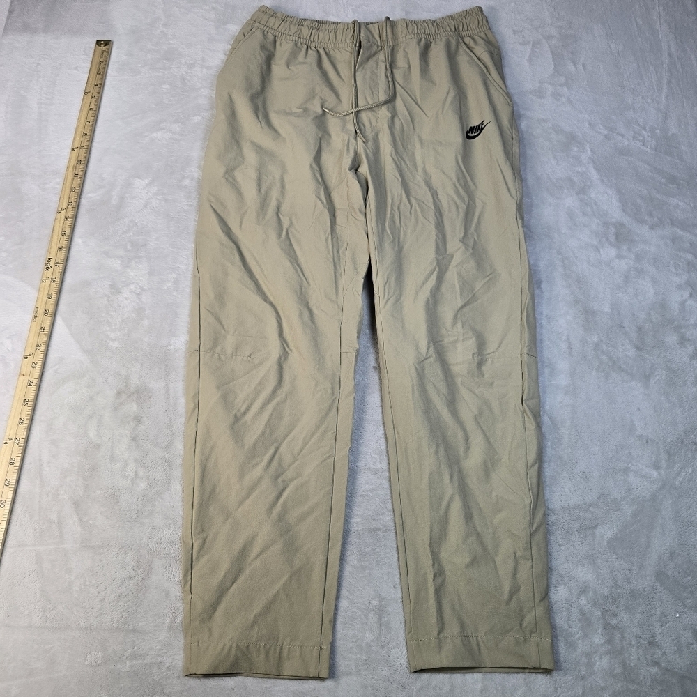 Nike Sportswear Commuter Pants Mens Medium Tan Tech Woven Performance DM6621-247